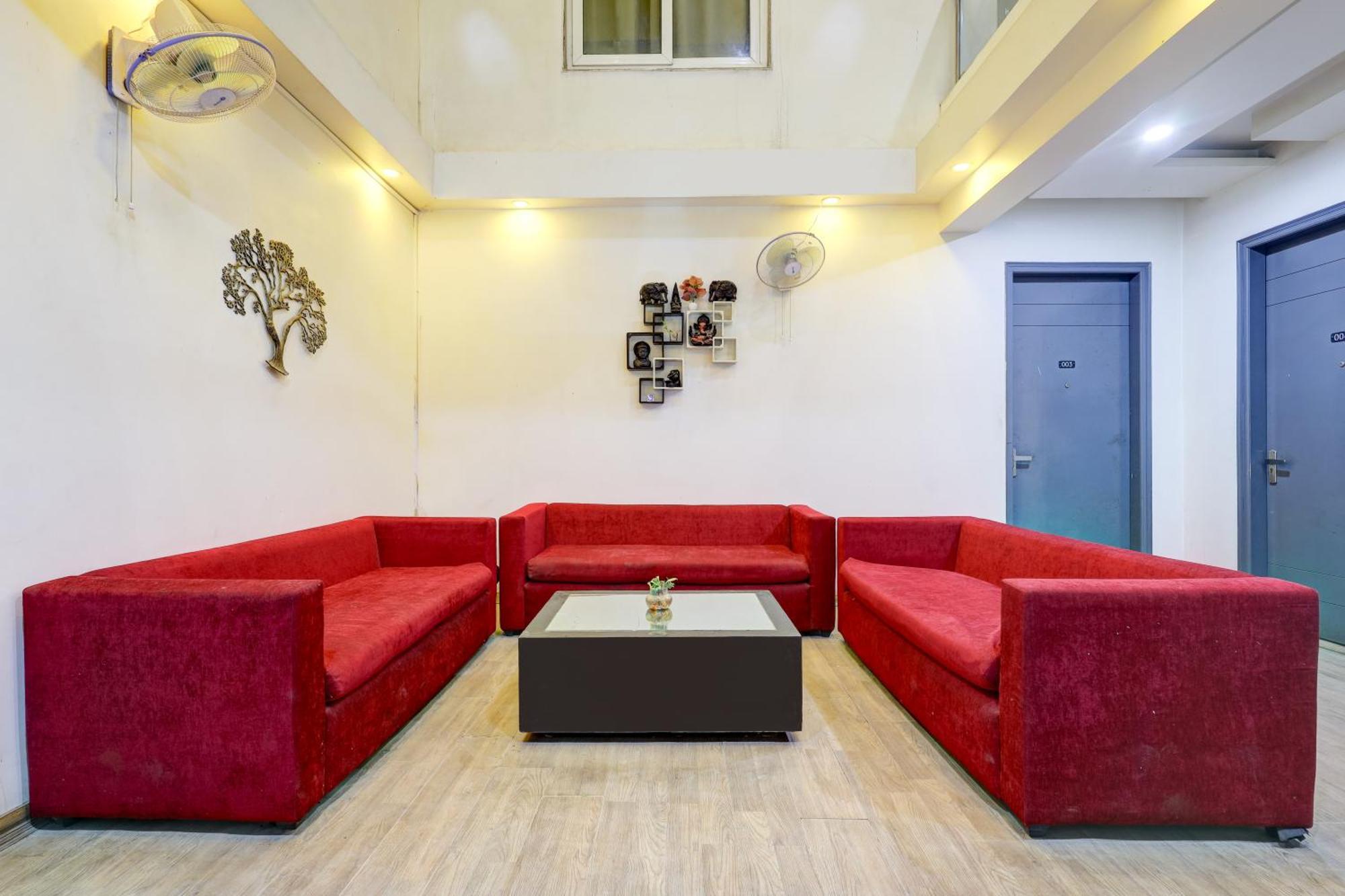 Hotel Wedlock Sector - 47 Gurgaon Exterior photo